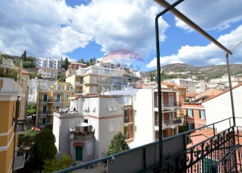 Balcone - Quadrilocale vico Isonzo
 
1, Alassio - foto 7