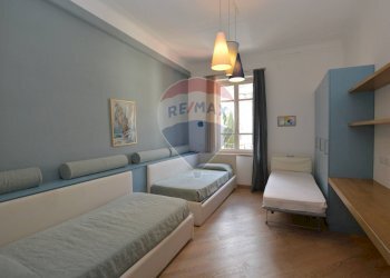 Camera / camera da letto - Quadrilocale vico Isonzo
 
1, Alassio - foto 10