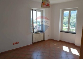 Stanza vuota - Trilocale Loc. San Lorenzo, Giustenice - foto 2