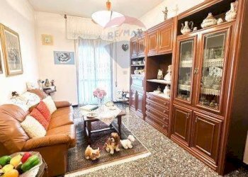 Soggiorno - Appartamento Via Zara, Albenga - foto 2