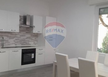 Cucina - Trilocale Via Piazza della Pace
 
snc, Borghetto Santo Spirito - foto 1