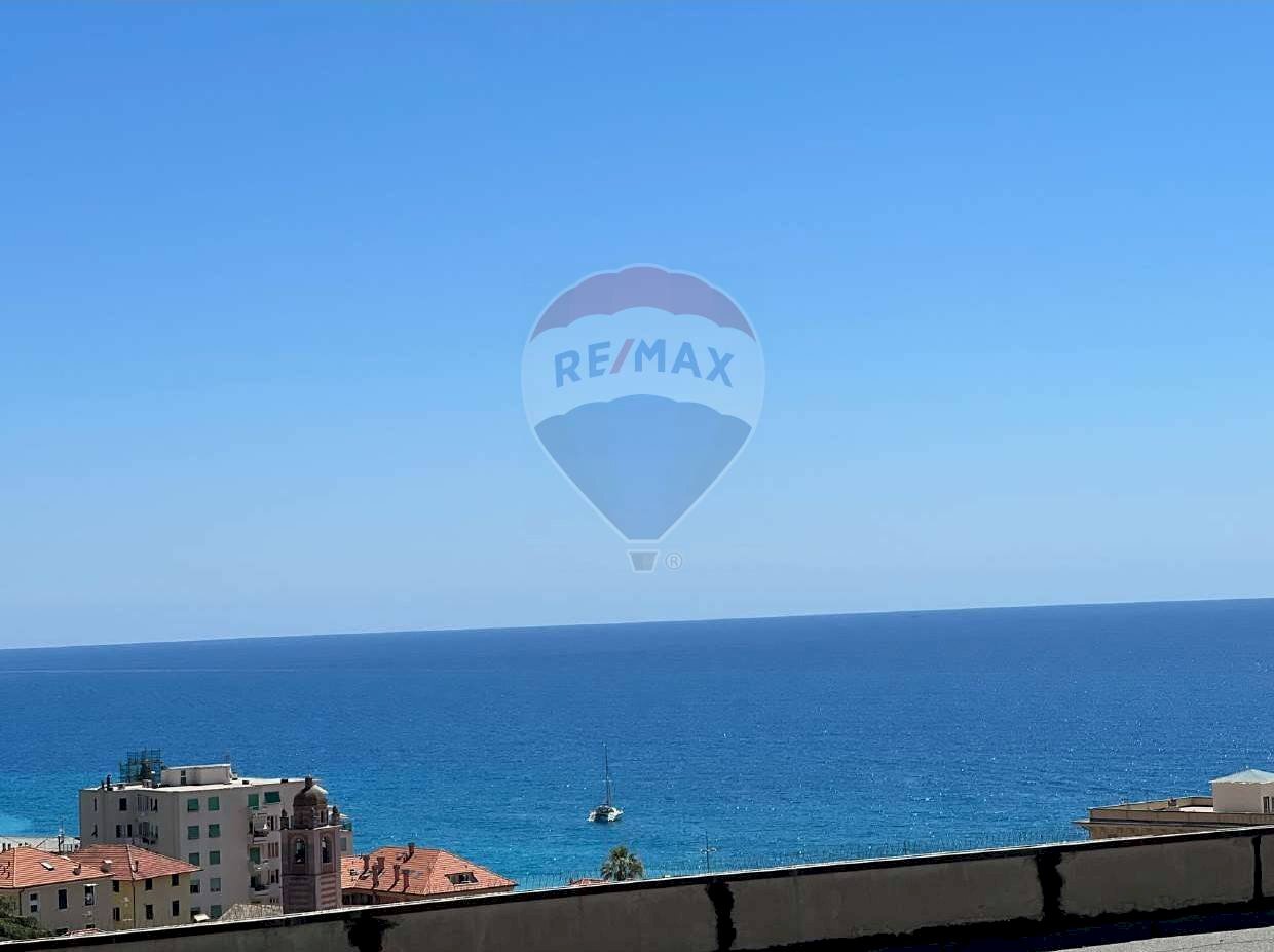 Vista dell\'acqua - Quadrilocale Varazze - foto 1