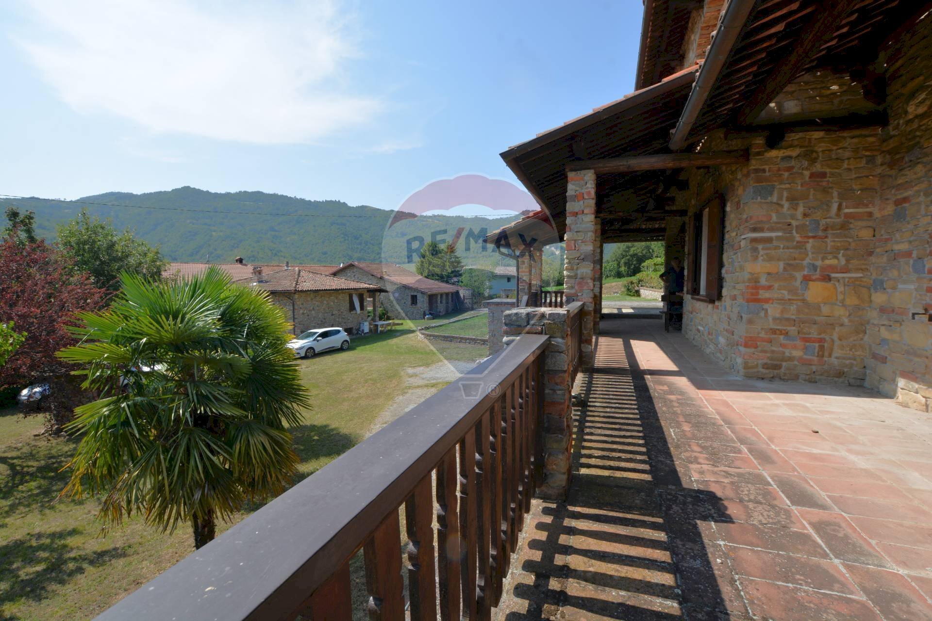 Balcone - Casa indipendente Frazione Rivere
 
snc, Cartosio - foto 2