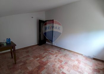 Stanza vuota - Quadrilocale via Comunale
 
10, Mallare - foto 13