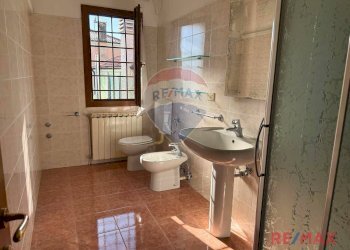 Bagno - Casa semi indipendente Viale Domenico Angeli, Buso di Rovigo
 
23, Rovigo - foto 25