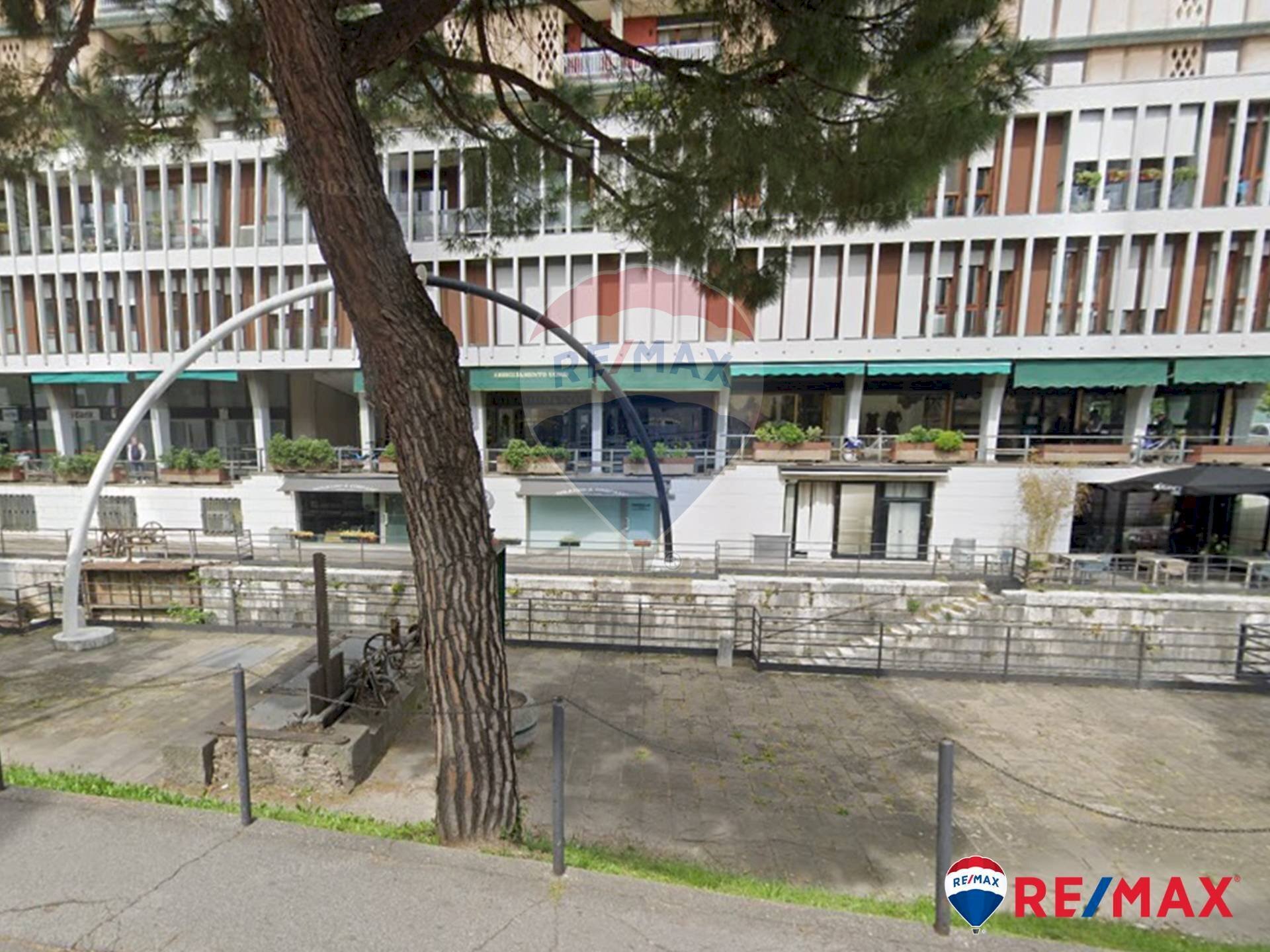 Edificio all\'aperto - Ufficio GALLERIA DELLE PORTE CONTARINE
 
4, Padova - foto 3