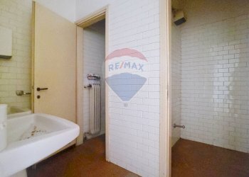 Bagno - Ufficio Piazza Dante
4, Valdagno - foto 7