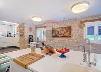 Cucina - Villa Romano d'Ezzelino - foto 13