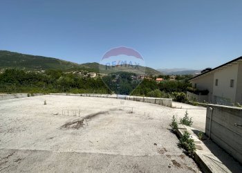 Vista delle montagne - Terreno edificabile Via S.Andrea
 
1, Scoppito - foto 8