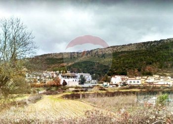 Vista delle montagne - Terreno edificabile Via Piè dei Colli
 
snc, San Pio delle Camere - foto 1