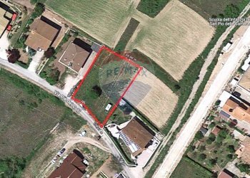Posizione della mappa - Terreno edificabile Via Piè dei Colli
 
snc, San Pio delle Camere - foto 4