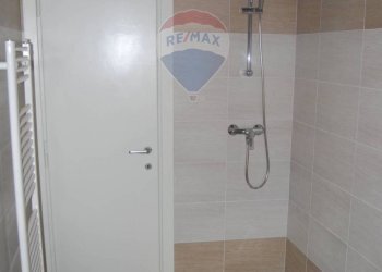 Bagno - Casa indipendente Piazza Vittorio Emanuele III
 
8, Barete - foto 20