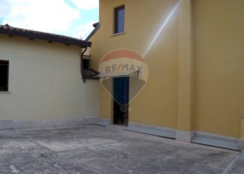 Terrazza - Casa indipendente Piazza Vittorio Emanuele III
 
8, Barete - foto 36