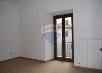 Stanza vuota - Casa indipendente Piazza Vittorio Emanuele III
 
8, Barete - foto 38