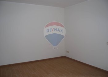 Stanza vuota - Casa indipendente Piazza Vittorio Emanuele III
 
8, Barete - foto 50