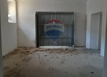 Parcheggio - Casa indipendente Piazza Vittorio Emanuele III
 
8, Barete - foto 69