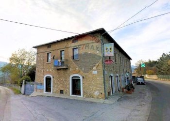 Casa all\'aperto - Rustic Via Picente
 
12, Barete - photo 1