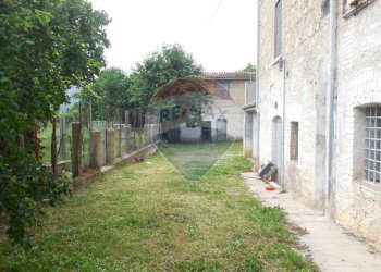 Giardino - Rustic Via Picente
 
12, Barete - photo 12