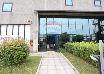 Foto - Capannone via enrico fermi
 
6, Grassobbio - foto 2