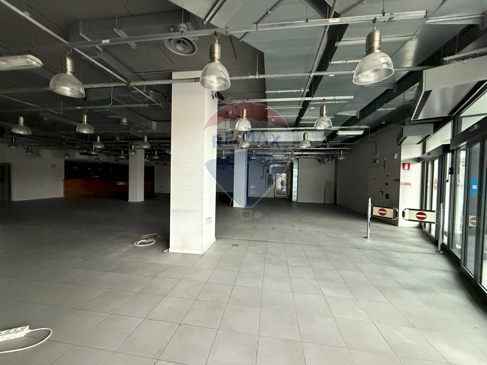 Parcheggio - Commercial Premises Strada Provinciale ex SS 525, Lallio - photo 3