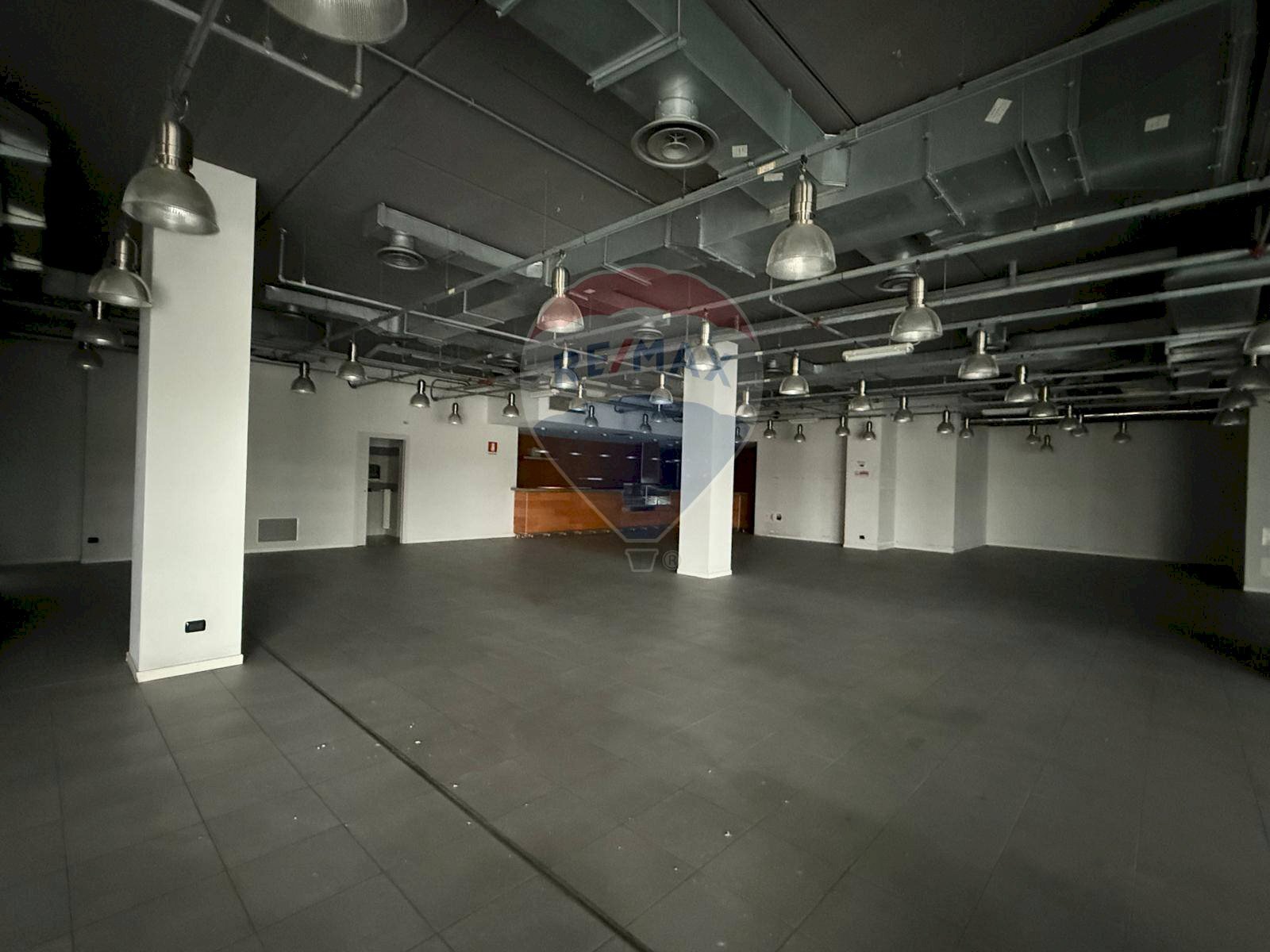 Interno - Commercial Premises Strada Provinciale ex SS 525, Lallio - photo 3