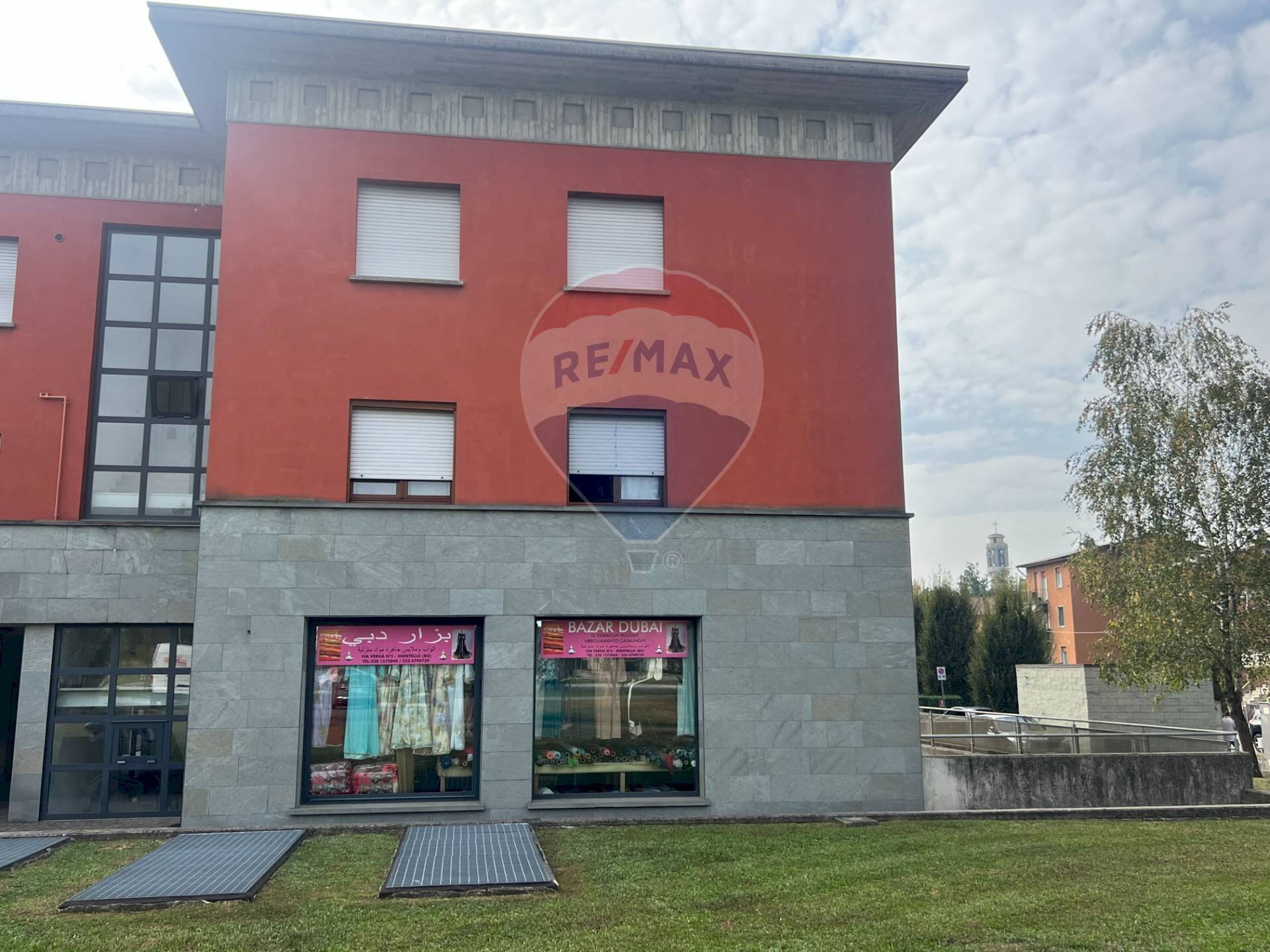 Edificio all\'aperto - Negozio VIA ALESSANDRO MANZONI
 
5, Montello - foto 3