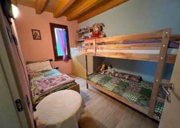 Camera / camera da letto - Casa indipendente via costa san gallo
 
8, San Giovanni Bianco - foto 11