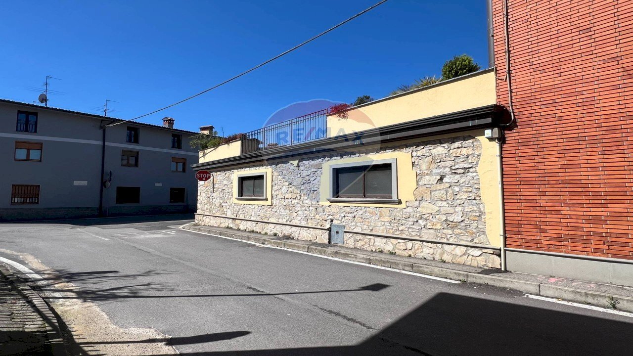 Edificio all\'aperto - Laboratorio VIA SAN GIUSEPPE
 
3, Castelli Calepio - foto 2