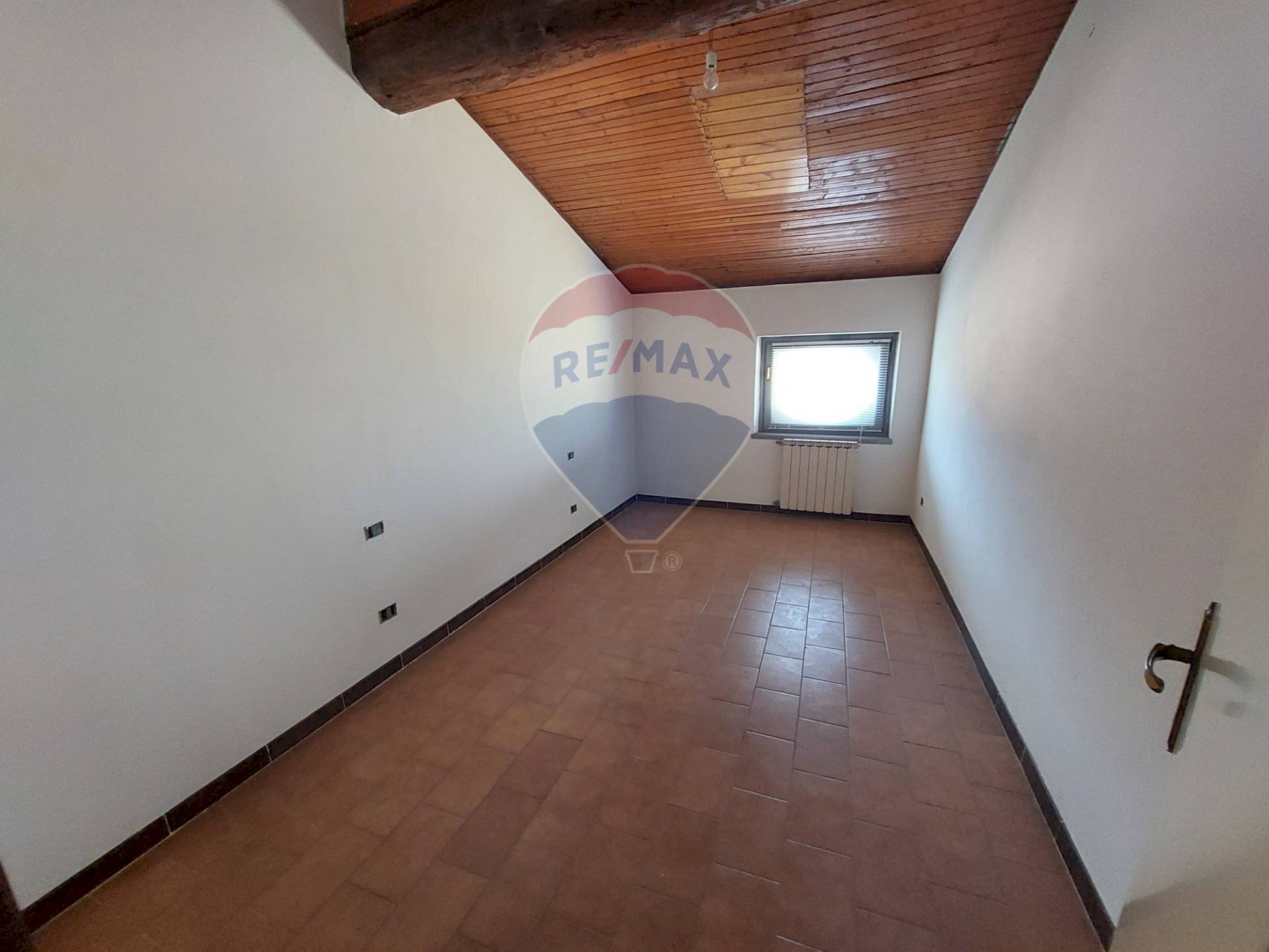 Stanza vuota - Attico Endine Gaiano - foto 3