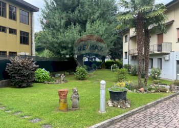 Giardino - Quadrilocale VIA FRANZI
 
71, Foresto Sparso - foto 2