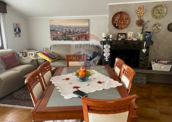 Sala da pranzo - Quadrilocale VIA FRANZI
 
71, Foresto Sparso - foto 7