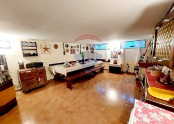 Camera / camera da letto - Three-room apartment Ranzanico - photo 31