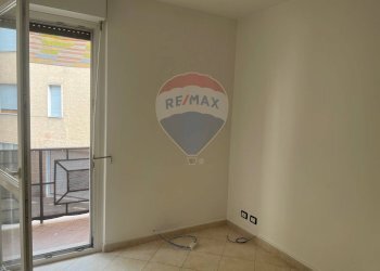 Stanza vuota - Semi-detached house via nazionale
 
39, Pianico - photo 11