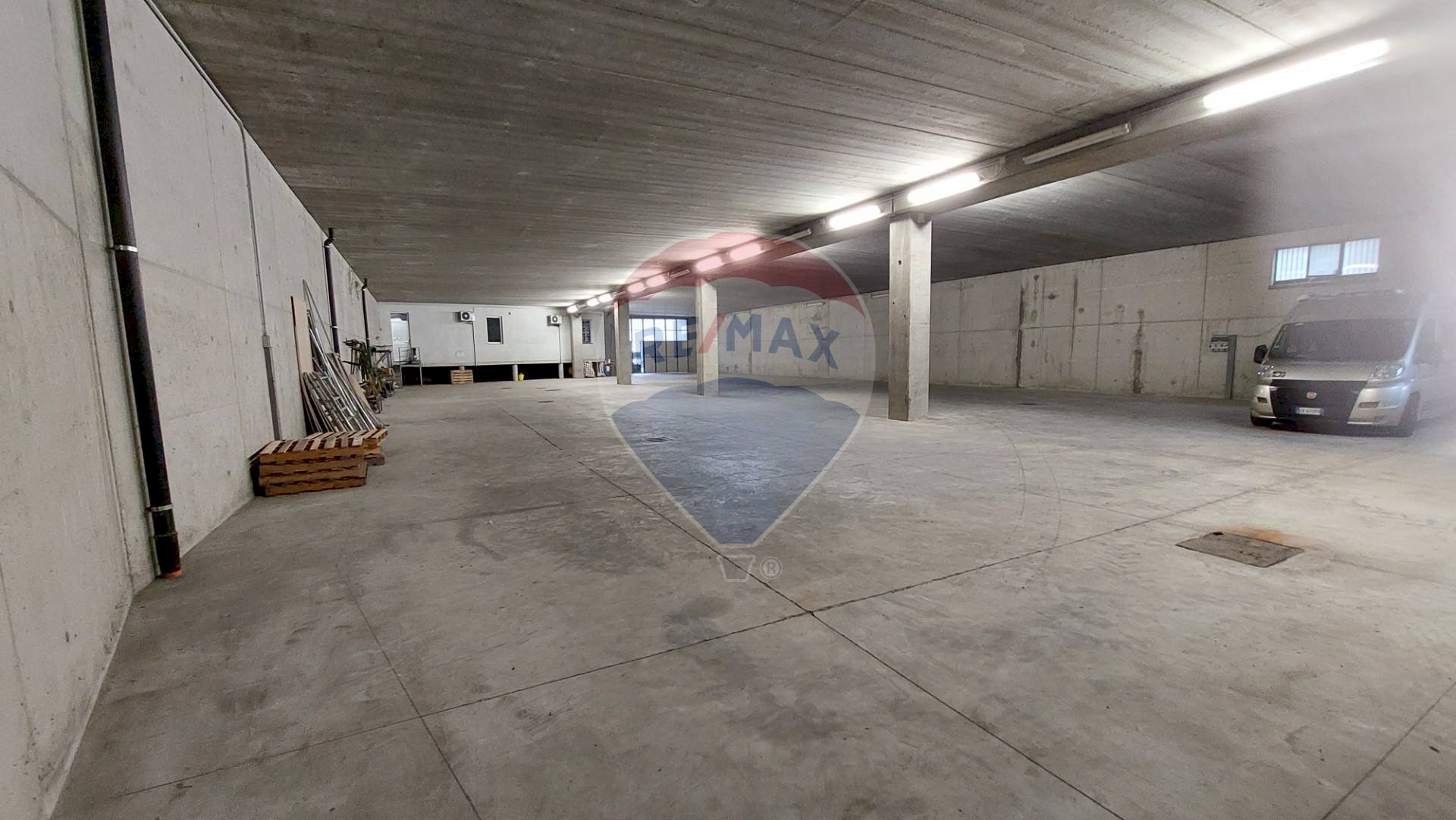 Parcheggio - Capannone Bianzano - foto 1