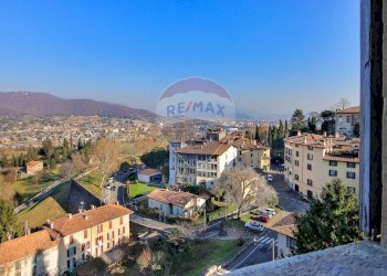 Edificio all\'aperto - Appartamento Bergamo - foto 1