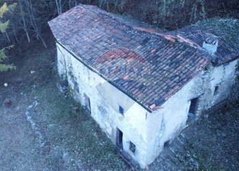 Edificio all\'aperto - Baita Monasterolo del Castello - foto 5