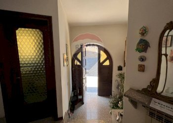 Hall / corridoio - Casa indipendente via campello
 
5, Fonteno - foto 7