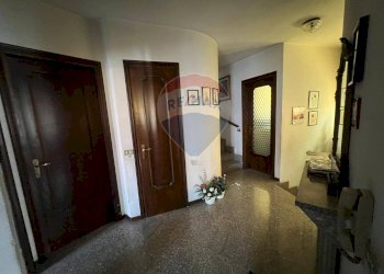 Hall / corridoio - Casa indipendente via campello
 
5, Fonteno - foto 8