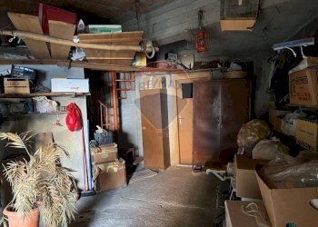 Dispensa di stoccaggio - Casa indipendente via campello
 
5, Fonteno - foto 34