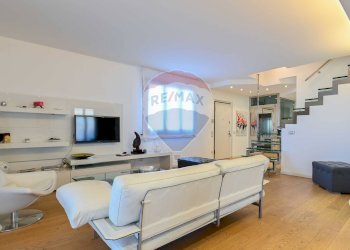 Soggiorno - Attico Via Galileo Galilei
 
7, Romano di Lombardia - foto 10