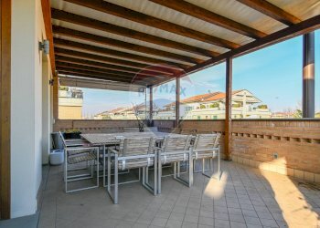 Terrazza - Attico Via Galileo Galilei
 
7, Romano di Lombardia - foto 60