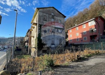 Edificio all\'aperto - Casa indipendente Ponte Nossa - foto 3