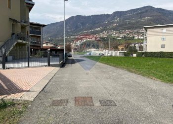 Vista delle montagne - Terreno edificabile via gere, Costa Volpino - foto 9