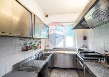 Cucina - Villa VIA TREVIGLIO
 
721, Fara Gera d'Adda - foto 14