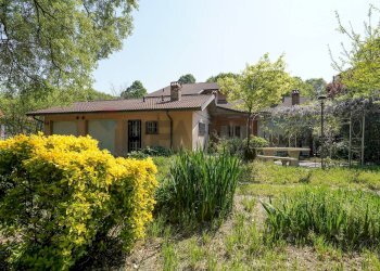 Giardino - Villa VIA TREVIGLIO
 
721, Fara Gera d'Adda - photo 3