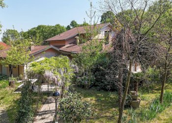 Giardino - Villa VIA TREVIGLIO
 
721, Fara Gera d'Adda - photo 4