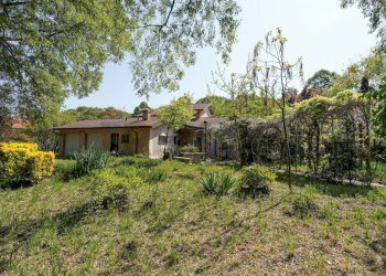 Giardino - Villa VIA TREVIGLIO
 
721, Fara Gera d'Adda - photo 5