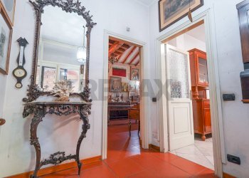 Hall / corridoio - Villa VIA TREVIGLIO
 
721, Fara Gera d'Adda - photo 9