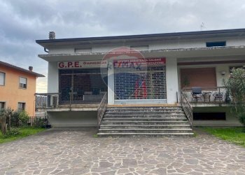 Casa all\'aperto - Negozio VIA VICOLO SAN CELESTINO
 
1, Castelli Calepio - foto 4