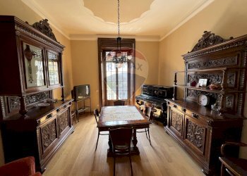 Sala da pranzo - Quadrilocale Via Guglielmo D'alzano
 
9, Bergamo - foto 4